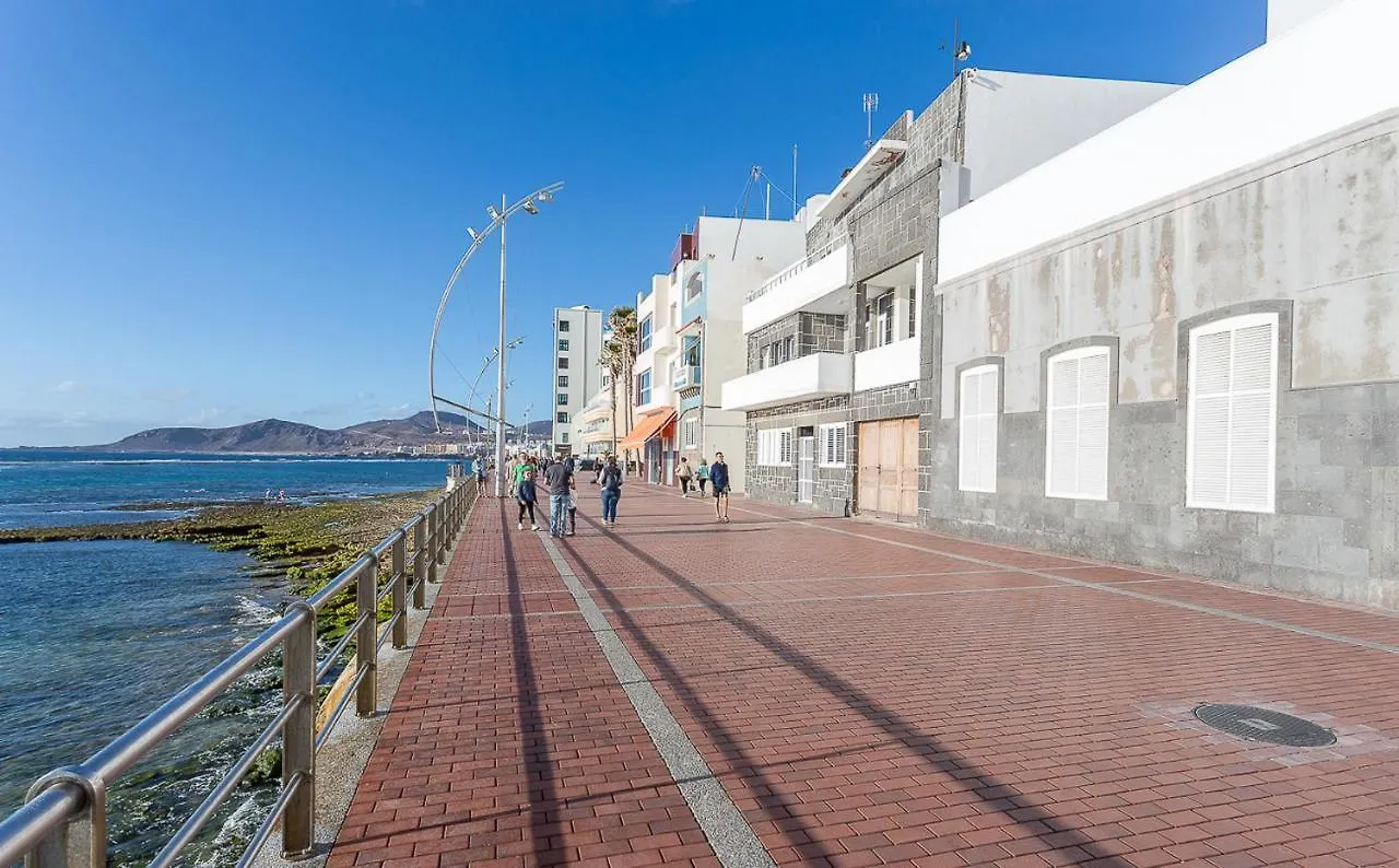 Flatguest - Lovely Terrace Las Palmas de Gran Canaria Spain