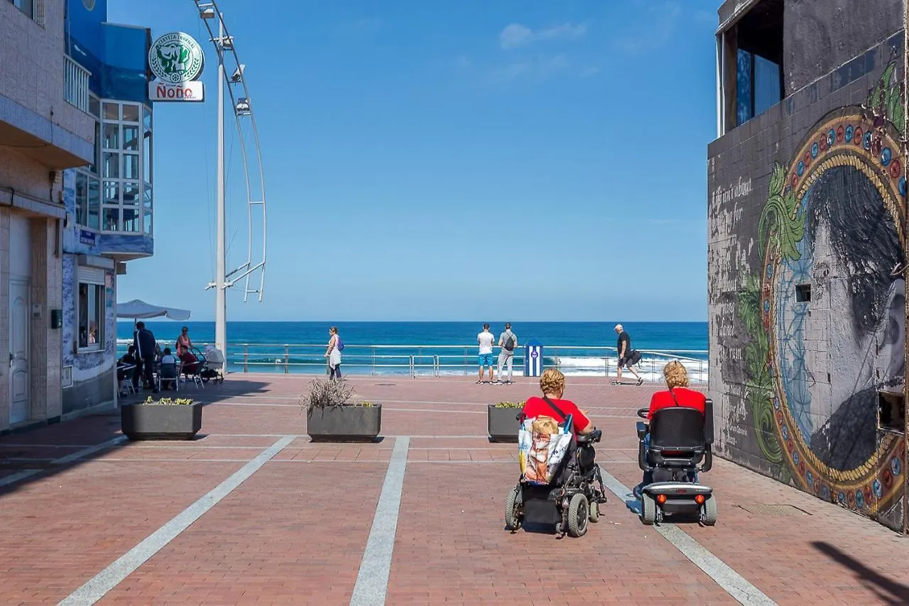 Flatguest - Lovely Terrace Las Palmas de Gran Canaria Apartment