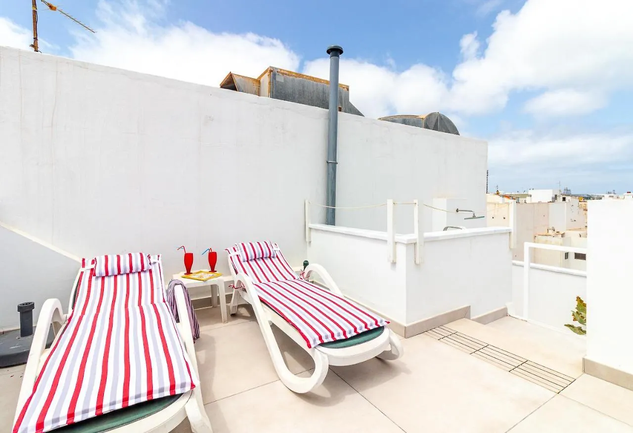 Flatguest - Lovely Terrace Las Palmas de Gran Canaria Spain